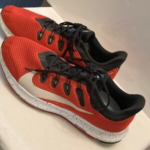 Nike Red/Orange and Black Mesh Running Sneakers with White Swoosh